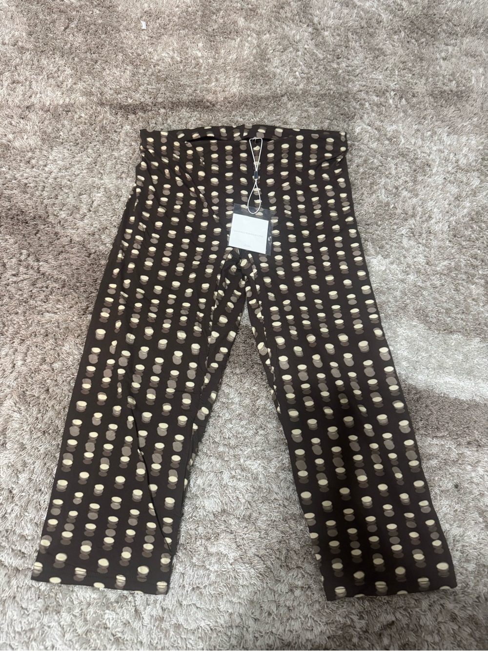 Naked wardrobe capri leggings